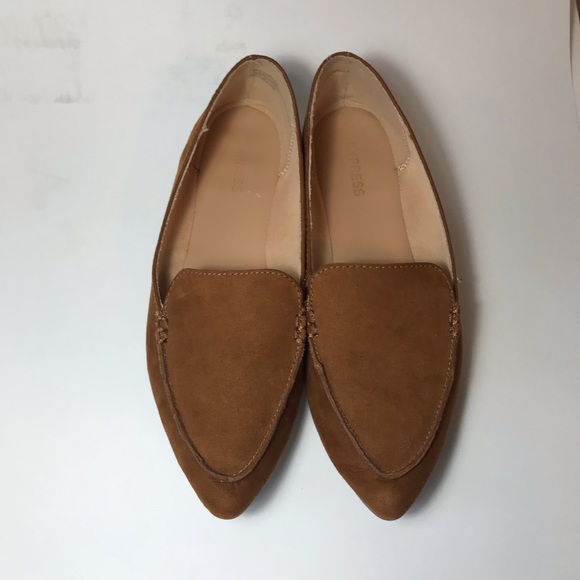 Express Pointy Toe Faux Suede Flat- Size 6.5 - Picture 5 of 7